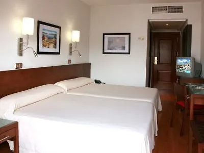 赫利俄斯犹酒店 滨海略雷特
