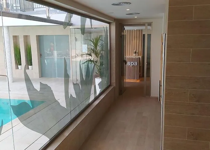 Helios Lloret Льорет-де-Мар