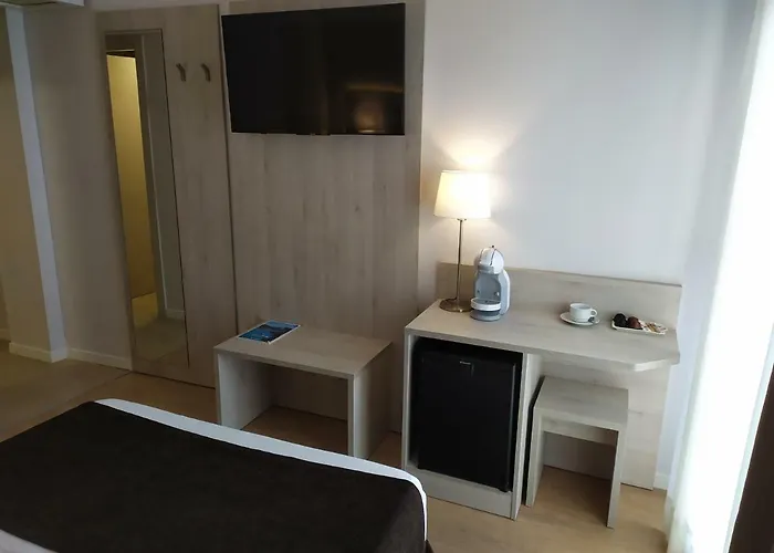 Helios Lloret Льорет-де-Мар