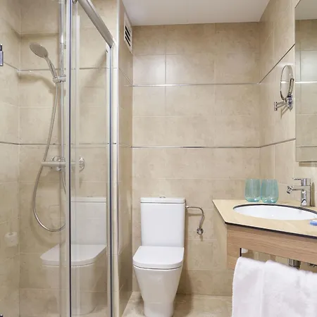 מלון Helios Lloret 4*