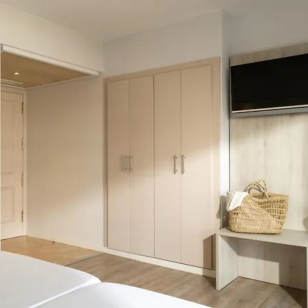 ホテル Helios Lloret 4*