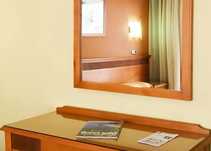 Hotel Helios Lloret 4*